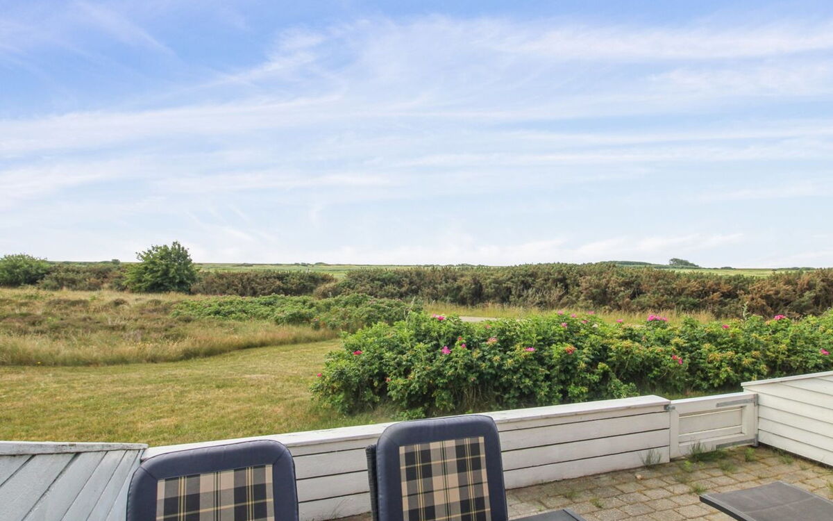 Femja - 2.3Km from the Sea