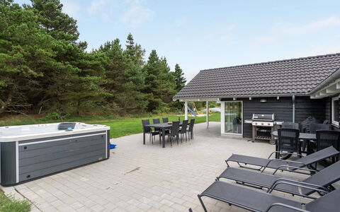 Krum - 4.5Km from the Sea: Maison, Toit, Domicile, Chalet, Biens, Ferme, Villa, Porche, Siding