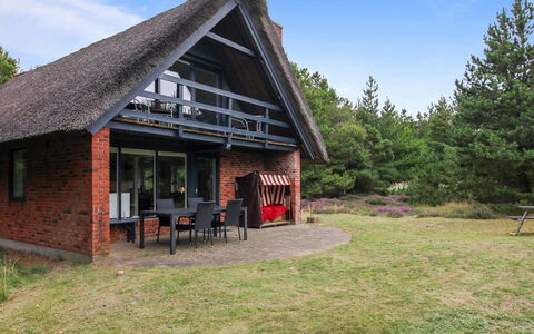 Anna - 1Km from the Sea: Piscine, Ville Resort