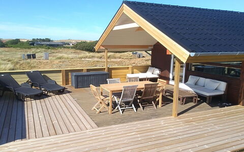 Krak - 1Km from the Sea: Toit, Lot Terre, Chalet, Domicile, Zone Rurale, Cabanon, Siding, Batiments Jardin, Cabane En Rondins, Cabane