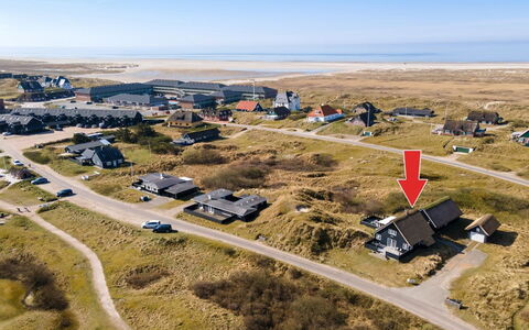 Sten - 100M from the Sea: Maison, Toit, Domicile, Chalet, Biens, Ferme, Villa, Porche, Siding
