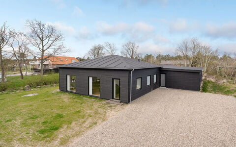 Christiern - 4.5Km from the Sea: Maison, Toit, Domicile, Chalet, Biens, Ferme, Villa, Porche, Siding