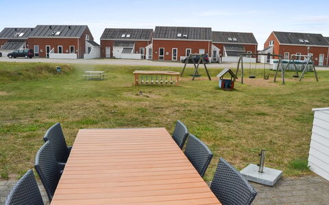 Silja - 2.3Km from the Sea: Toit, Lot Terre, Chalet, Domicile, Zone Rurale, Cabanon, Siding, Batiments Jardin, Cabane En Rondins, Cabane