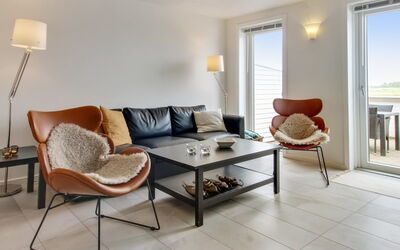 Maarit - 2.3Km from the Sea