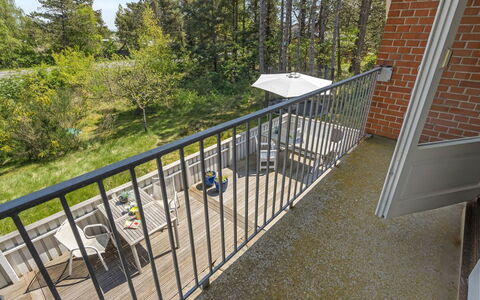 Ridir - 3.5Km from the Sea: Toit, Chalet, Domicile, Ombre, Siding, Ferme, Porche, Structure En Plein Air, Batiments Jardin