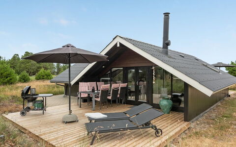 Torbjörn - 1.1Km from the Sea: Herbe, Maison, Toit, Domicile, Chalet, Arbuste, Lot Terre, Zone Rurale, Ferme, Couverture De Sol