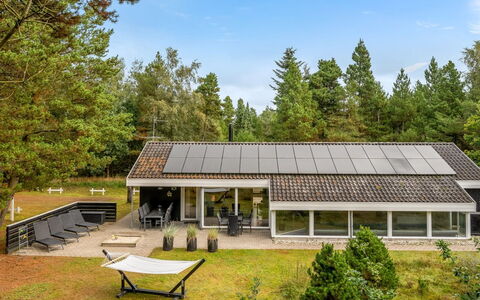 Jensen - 700M to the Fjord: Toit, Domicile, Chalet, Énergie Solaire, Biens, Énergie Solaire, Ferme, Aménagement Paysager