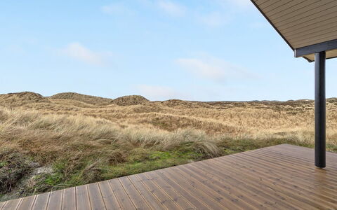 Marjorie - 400M from the Sea: Maison, Toit, Domicile, Chalet, Biens, Ferme, Villa, Porche, Siding