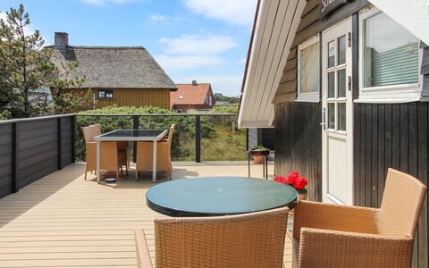 Josie - 200M from the Sea: 