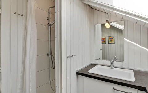 Josie - 200M from the Sea: 