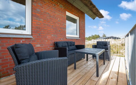 Irlin - 800M from the Sea: Maison, Toit, Domicile, Chalet, Biens, Ferme, Villa, Porche, Siding
