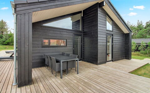Vasilka - 800M from the Sea: Maison, Toit, Domicile, Chalet, Biens, Ferme, Villa, Porche, Siding
