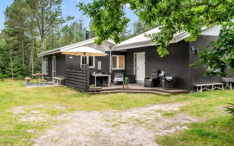 Andresine - 900M from the Sea