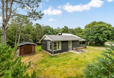 Andresine - 900M from the Sea: Herbe, Bâtiment, Maison, Domicile, Chalet, Toit, Arbuste, Zone Rurale, Lot Terre