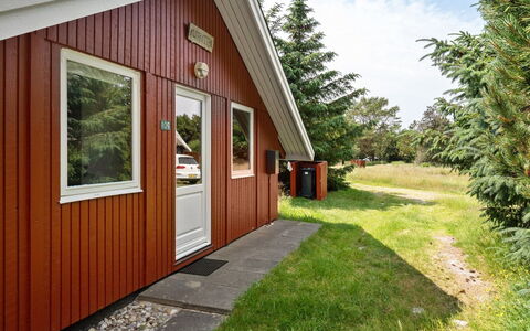 Egbert - 900M from the Sea: Maison, Toit, Domicile, Chalet, Biens, Ferme, Villa, Porche, Siding