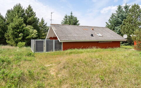 Egbert - 900M from the Sea: Maison, Toit, Domicile, Chalet, Biens, Ferme, Villa, Porche, Siding