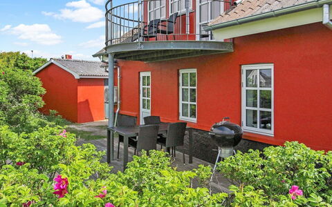 Karla - 100M from the Sea: Chalet, Cabanon, Cabane, Ferme, Prairie, Cabane, Grange, Cabane En Rondins, Batiments Jardin