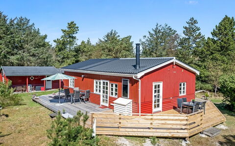 Ruven - 500M from the Sea: Toit, Lot Terre, Chalet, Domicile, Zone Rurale, Cabanon, Siding, Batiments Jardin, Cabane En Rondins, Cabane