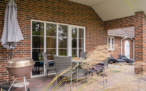 Hjalmsvider - 1Km from the Sea: Herbe, Maison, Toit, Chalet, Domicile, Arbuste, Ferme, Lot Terre, Zone Rurale