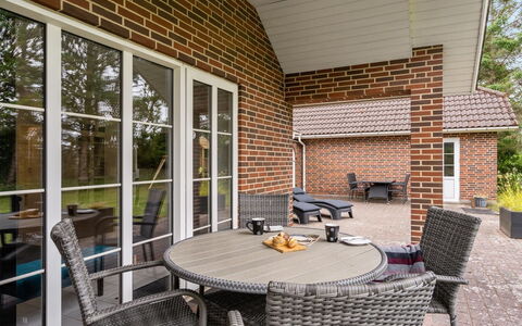 Hjalmsvider - 1Km from the Sea: Maison, Domicile, Toit, Zone Résidentielle, Chalet, Biens, Ferme, Pelouse, Aménagement Paysager, Siding