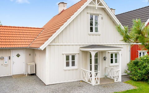 Bratko - 800M from the Sea: Chalet, Cabanon, Cabane, Ferme, Prairie, Cabane, Grange, Cabane En Rondins, Batiments Jardin