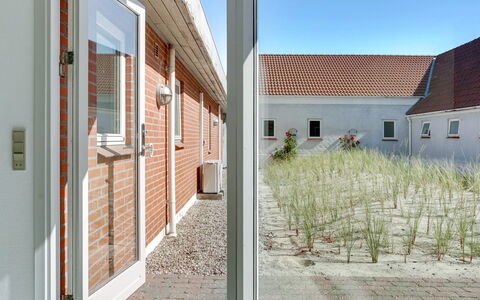 Stefan - 500M from the Sea: Maison, Domicile, Toit, Chalet, Lot Terre, Biens, Ferme, Village, Ferme