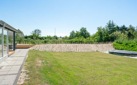 Sunna - 500M from the Sea: Maison, Toit, Domicile, Chalet, Cabanon, Batiments Jardin, Siding, Cour, Cabane En Rondins, Cabane