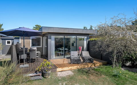 Clemence - 900M from the Sea: Chalet, Cabanon, Cabane, Ferme, Prairie, Cabane, Grange, Cabane En Rondins, Batiments Jardin