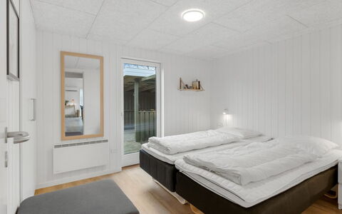 Ridvan - 500M from the Sea: Maison, Toit, Domicile, Chalet, Cabanon, Batiments Jardin, Siding, Cour, Cabane En Rondins, Cabane
