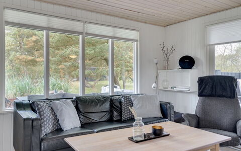 Monja - 2.2Km from the Sea: Piscine, Mobilier De Jardin, Meubles, Recours, Dalle, Eco Hôtel, Ombre, Chaise, Loisir, Biens