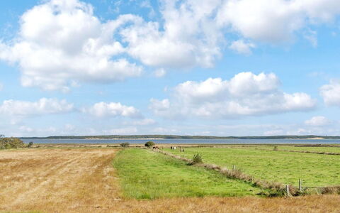 Aswaldi - 3.5Km from the Sea: Ciel, Nuage, Bleu, Jour, Vert, Environnement Naturel, Horizon, Paysage Naturel, Prairie, Cumulus
