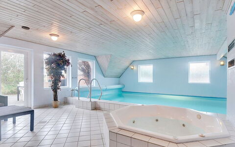 Partenij - 1Km from the Sea: Maison, Toit, Domicile, Chalet, Biens, Ferme, Villa, Porche, Siding
