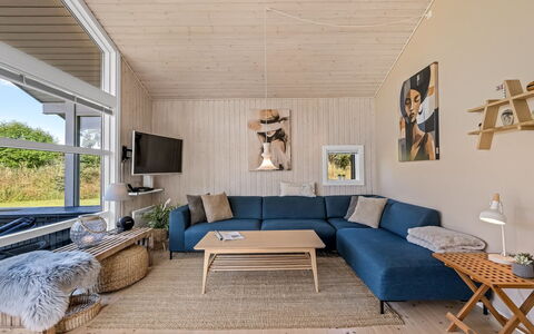 Sviðandi - 1.5Km from the Sea: Bois, Meubles, Sol, Design Intérieur, Canapé, Sol, Salon, Plafond, Domicile, Parquet