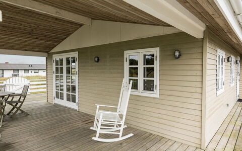 Dortea - 600M from the Sea: Herbe, Maison, Toit, Chalet, Domicile, Arbuste, Ferme, Lot Terre, Zone Rurale