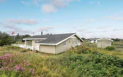 Dortea - 600M from the Sea