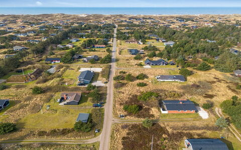 Askatla - 800M from the Sea: Herbe, Maison, Toit, Chalet, Domicile, Arbuste, Ferme, Lot Terre, Zone Rurale