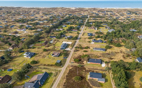 Askatla - 800M from the Sea: Herbe, Maison, Toit, Chalet, Domicile, Arbuste, Ferme, Lot Terre, Zone Rurale