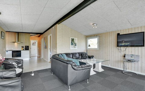Jess - from the Sea: Plafond, Sol, Salon, Daylighting, Dur, Luminaire, Parquet, Aluminium