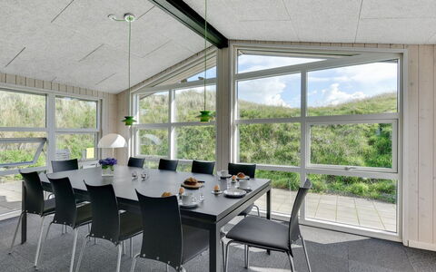 Jess - from the Sea: Meubles, Chaise, Plafond, Design Intérieur, Table Cuisine Et Salle A Manger, Sol, Salle À Manger, Verre, Luminaire, Ombre