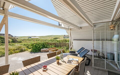 Klimentina - 150M from the Sea: Domicile, Ombre, Chaise, Biens, Balcon, Plate-Forme, Daylighting, Conception, Eco Hôtel, Dur