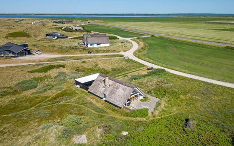 Klimentina - 150M from the Sea: Prairie, Écorégion, Plaine, Paysage, Lot Terre, Zone Rurale, Chalet, Prairie, Champ