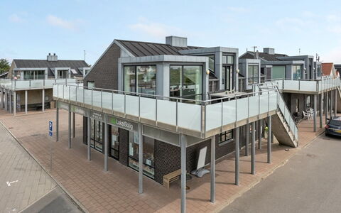 Anneka - 200M from the Sea: Maison, Toit, Domicile, Chalet, Biens, Ferme, Villa, Porche, Siding