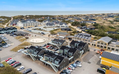 Anneka - 200M from the Sea: Maison, Toit, Domicile, Chalet, Biens, Ferme, Villa, Porche, Siding