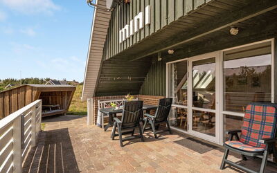 Alleta - 600M from the Sea