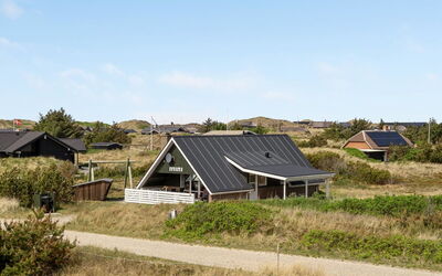 Alleta - 600M from the Sea