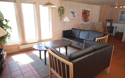Riborg - from the Sea: Meubles, Sol, Design Intérieur, Sol, Canapé, Bois, Salon, Table, Pièce, Plafond