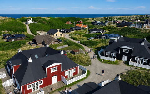 Jannike - 100M from the Sea: Paysage, Toit, Chalet, Village, Cabane