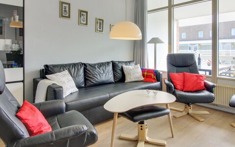 Pavlinka - 200M from the Sea: Meubles, Design Intérieur, Sol, Sol, Bois, Pièce, Salon, Plafond, Éclairage, Chaise