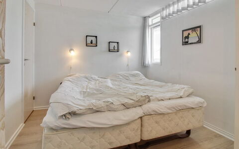 Pavlinka - 200M from the Sea: Meubles, Mur, Chambre, Lit, Design Intérieur, Bois, Plafond, Sol, Sol, Literie