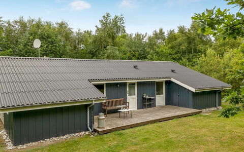 Fredger - 1.8Km from the Sea: Maison, Toit, Domicile, Chalet, Biens, Ferme, Villa, Porche, Siding